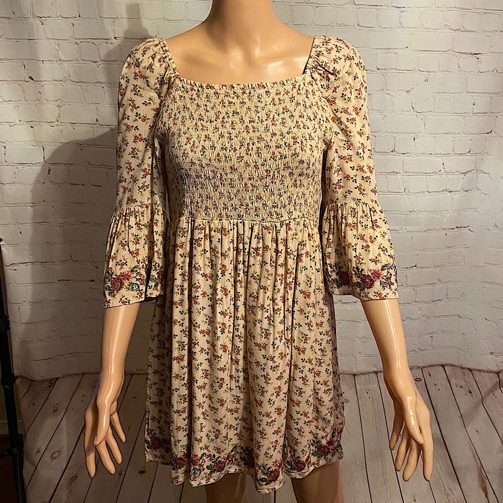 Xhiliration nude pink embroidered floral dress size Medium